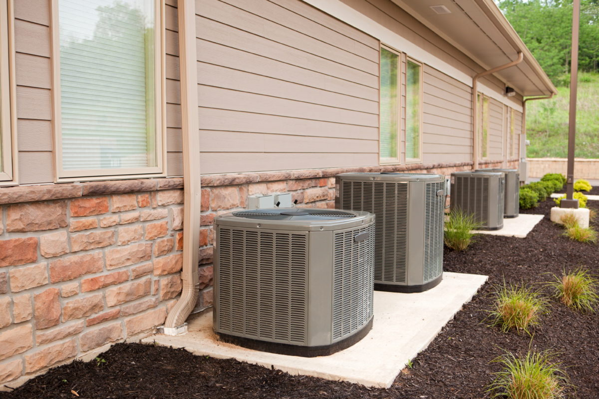 SHOULD YOU BUY THE BIGGEST AIR CONDITIONER YOU CAN AFFORD?